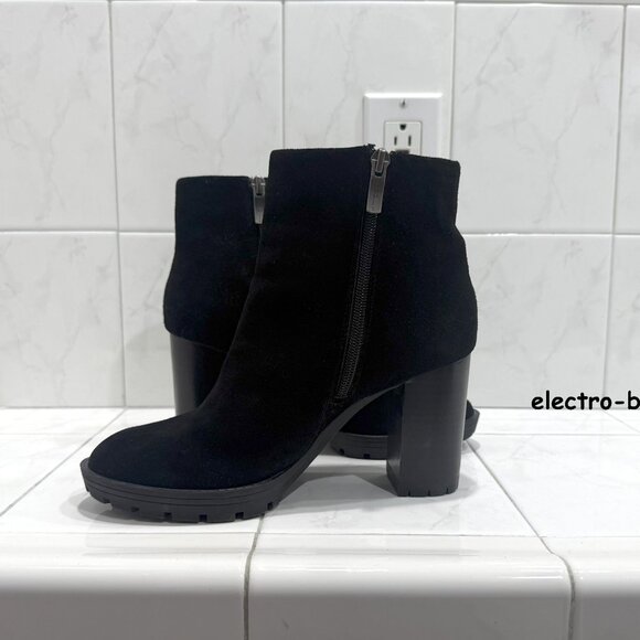 BCBG Block Heel Ankle Booties Size 8.5B Black Suede Laliah NWOB - FREE SHIPPING - Picture 5 of 12